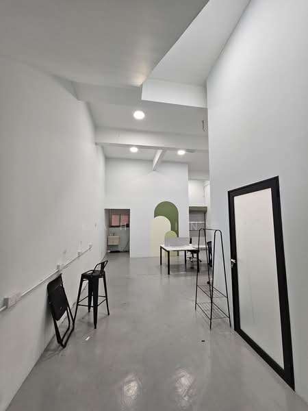 Shop / Office for Rent in Alam Damai (Cheras) - Kah Hing - Interior - PropertyGuru.com.my
