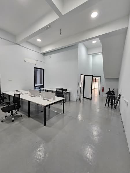 Shop / Office for Rent in Alam Damai (Cheras) - Kah Hing - Interior - PropertyGuru.com.my