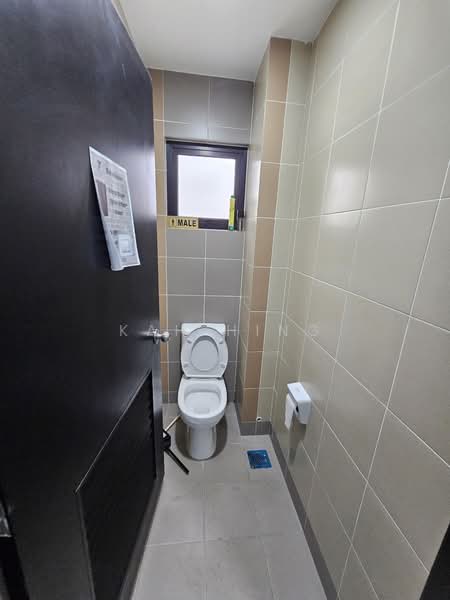 Shop / Office for Rent in Alam Damai (Cheras) - Kah Hing - Bathroom - PropertyGuru.com.my