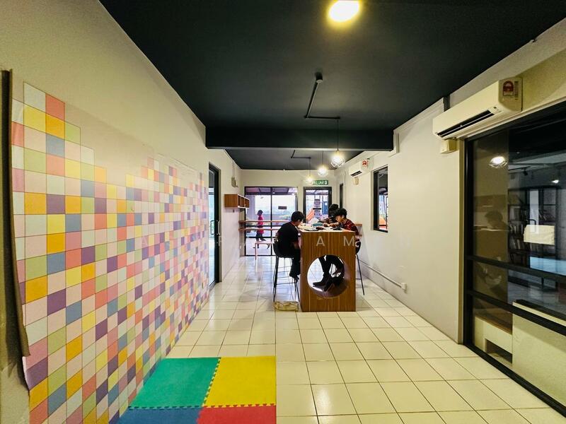 Condominium for Sale at Residensi Platinum Teratai - Asyraf Aman - Corridor - PropertyGuru.com.my