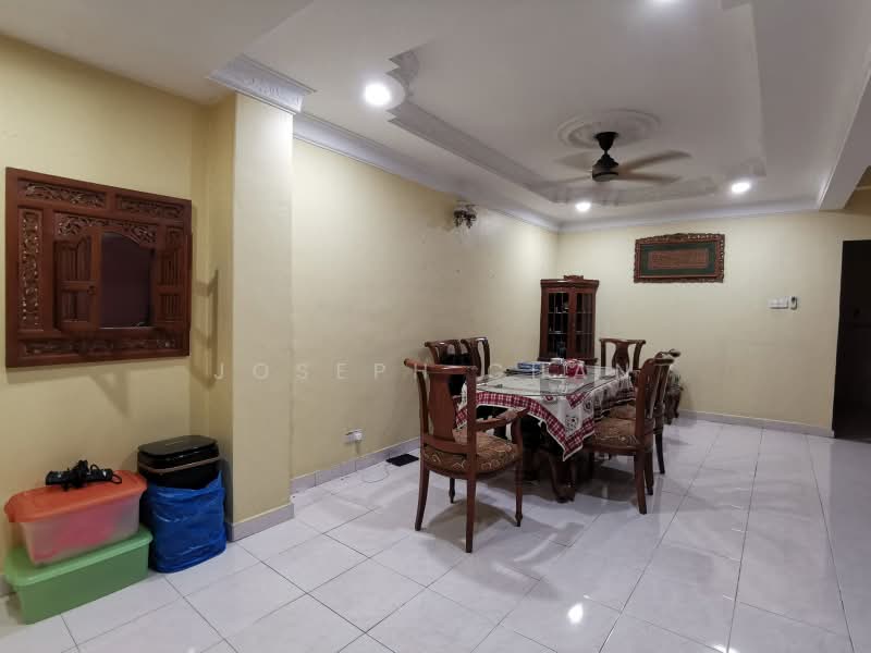 2-storey Terraced House for Sale in Shah Alam (Selangor) - Joseph Chan - Dining Room - PropertyGuru.com.my