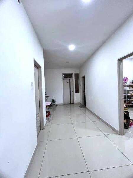 Cluster House for Sale in Taman Kempas Indah (Tebrau) - Karl Lim - Corridor - PropertyGuru.com.my