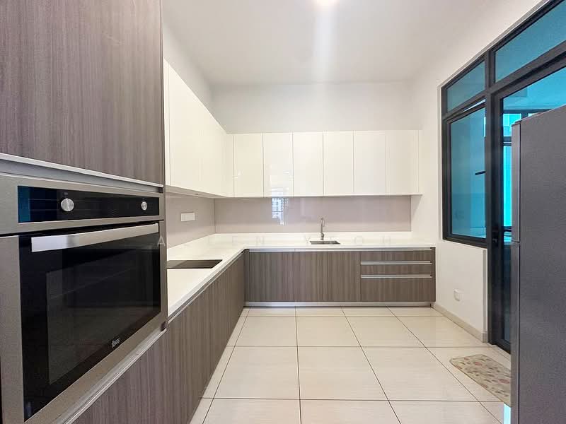 The LIGHT COLLECTION II untuk Untuk Disewa - RM 3,800 /bulan, Mac 2026 - Kitchen - PropertyGuru.com.my