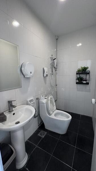 Bungalow for Sale in Setia Eco Park (Setia Alam) - Steven Tey - Bathroom - PropertyGuru.com.my