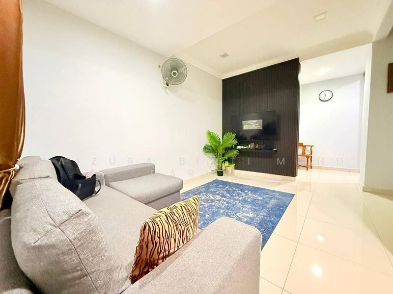 Rumah Teres untuk Dijual di Bandar Baru Senawang (Senawang) - Maizura binti Mohd Darus - Living Room - PropertyGuru.com.my