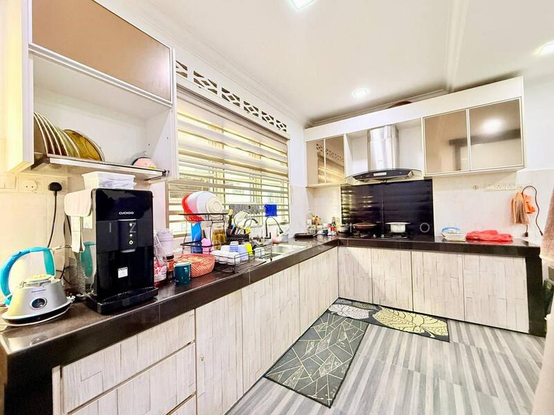 Rumah Teres untuk Dijual di Bandar Baru Senawang (Senawang) - Maizura binti Mohd Darus - Kitchen - PropertyGuru.com.my