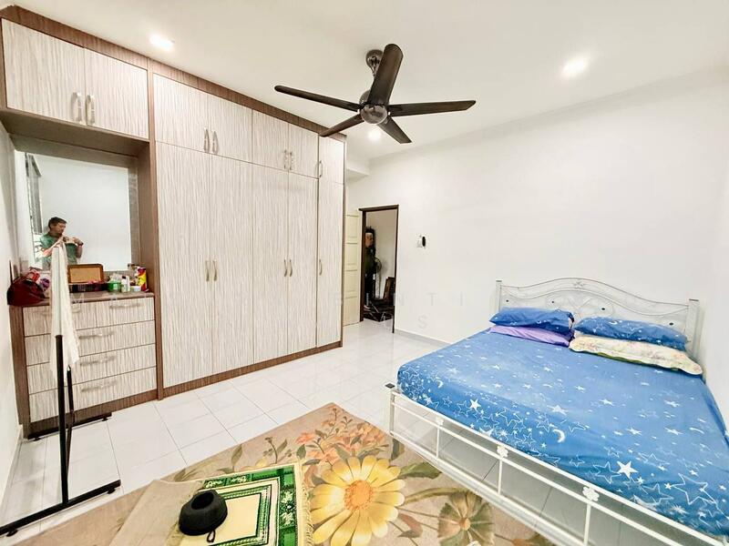 Rumah Teres untuk Dijual di Bandar Baru Senawang (Senawang) - Maizura binti Mohd Darus - Bedroom - PropertyGuru.com.my