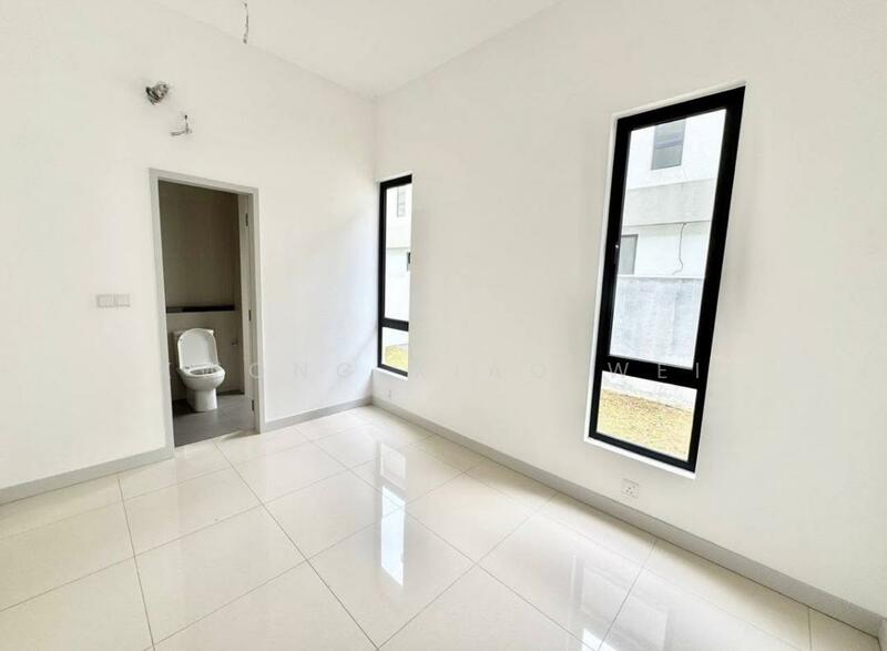 Mallow Lakepark Homes untuk Untuk Dijual - RM 1,070,000, Mac 2026 - Bathroom - PropertyGuru.com.my