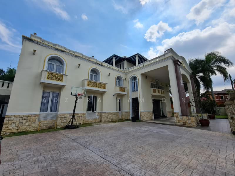 Bungalow for Sale in Country Heights (Kajang) - Adzura Zamedin - Exterior - PropertyGuru.com.my