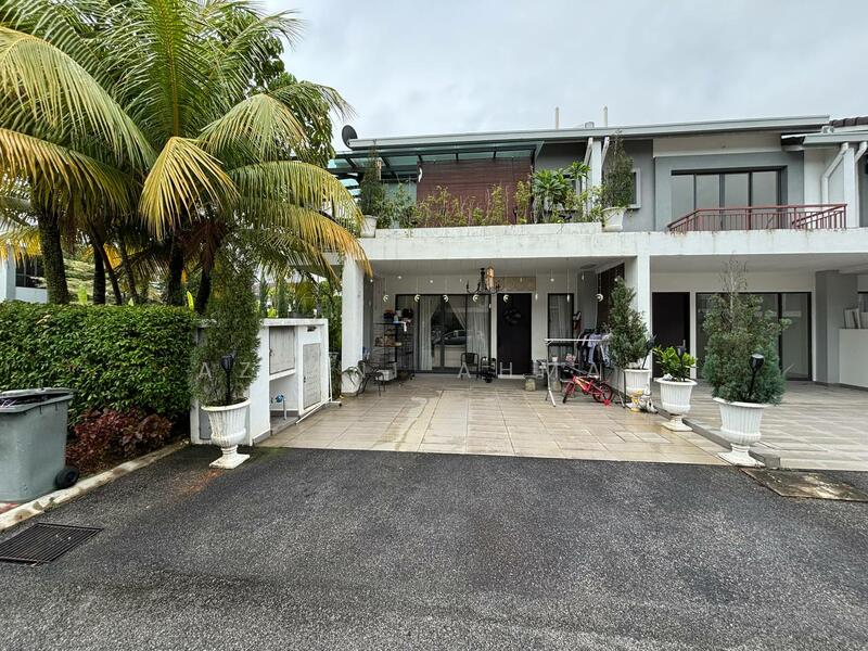 2-storey Terraced House for Sale in Diamond City (Semenyih) - Aziani Ahmad - Exterior - PropertyGuru.com.my