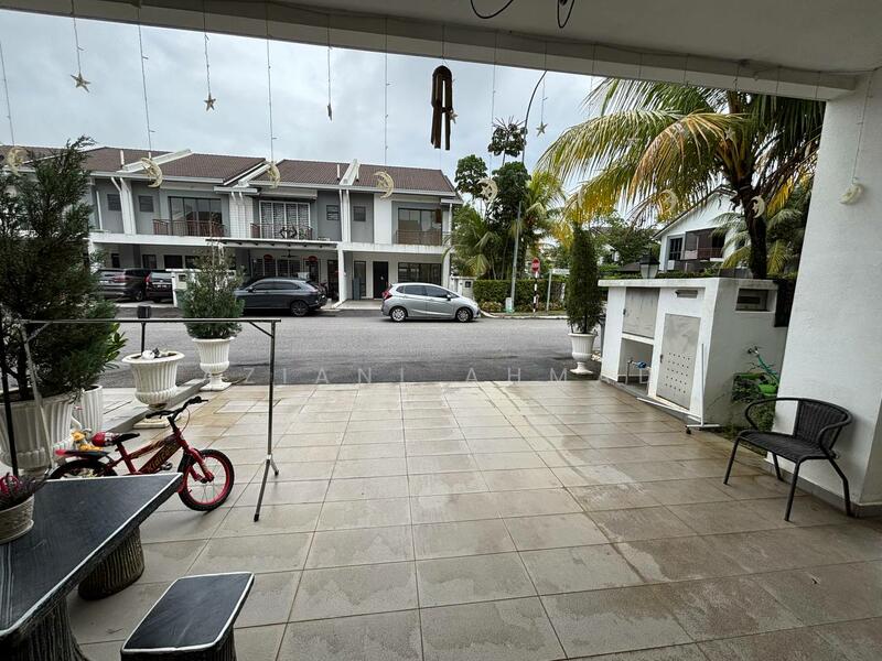 2-storey Terraced House for Sale in Diamond City (Semenyih) - Aziani Ahmad - Exterior - PropertyGuru.com.my