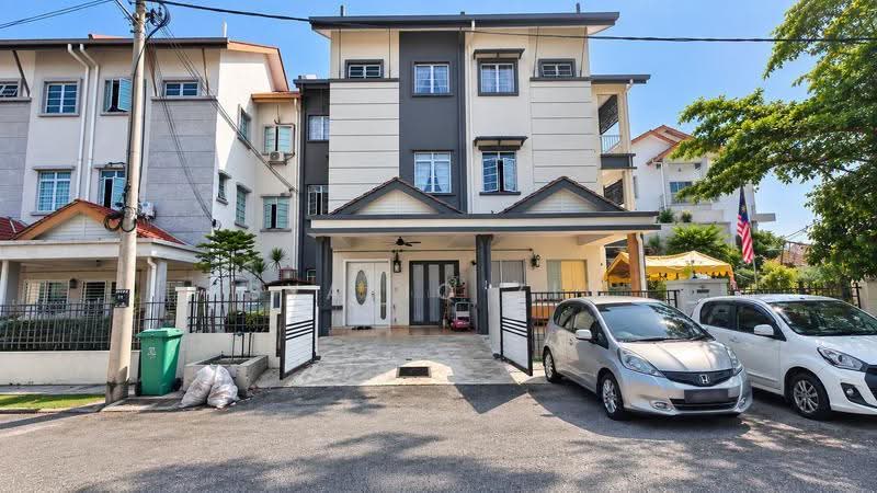 2.5-storey Terraced House for Sale in Ukay Perdana (Ulu Kelang) - SYAFIQ ZIN - Exterior - PropertyGuru.com.my