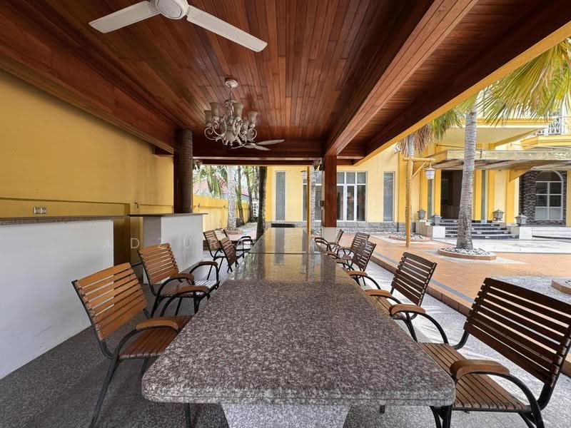 Rumah Banglo untuk Dijual di Country Heights (Kajang) - Adzura Zamedin - Exterior - PropertyGuru.com.my