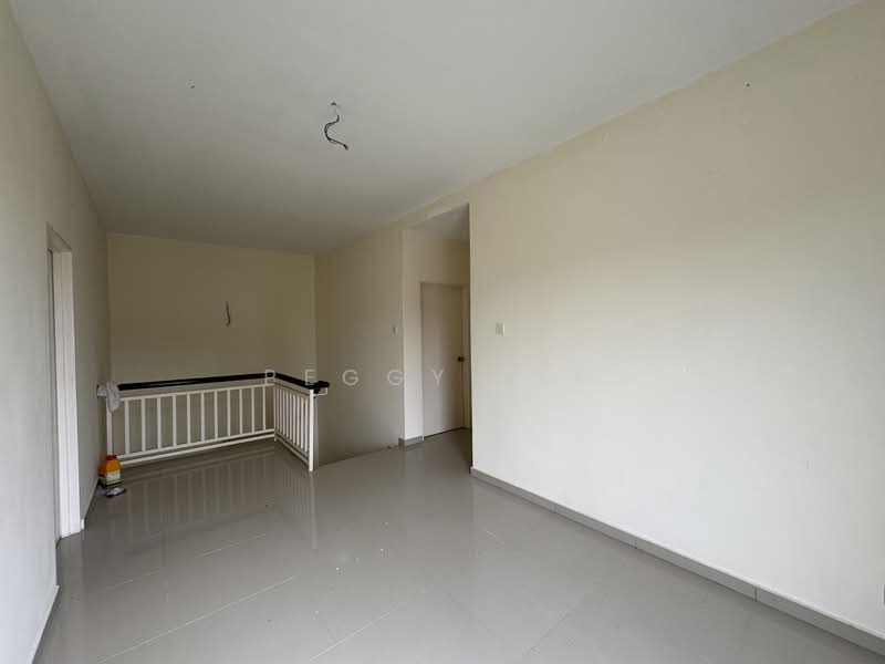 Semi-Detached House for Sale in Semenyih (Selangor) - Peggy Lim - PropertyGuru.com.my