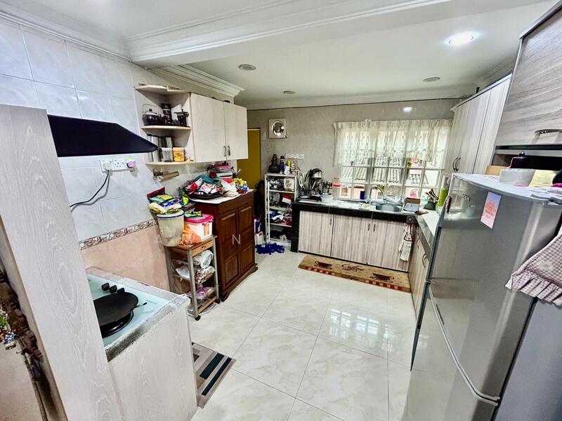 Taman Sri Gombak untuk Untuk Dijual - RM 450,000, Feb 2026 - Kitchen - PropertyGuru.com.my