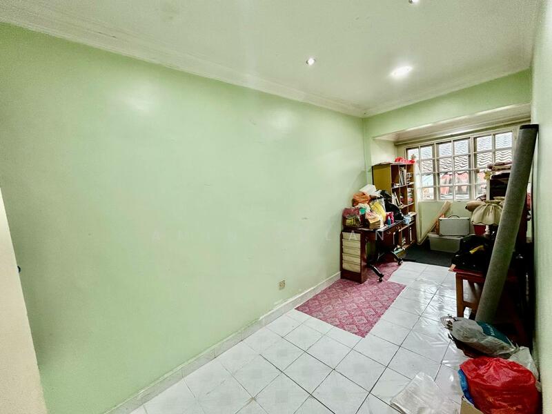 Taman Sri Gombak untuk Untuk Dijual - RM 450,000, Feb 2026 - Study - PropertyGuru.com.my
