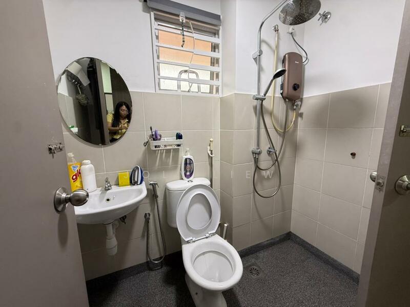 Rumah Teres 2-Tingkat untuk Dijual di Bandar Kinrara (Selangor) - Joly Liew - Bathroom - PropertyGuru.com.my