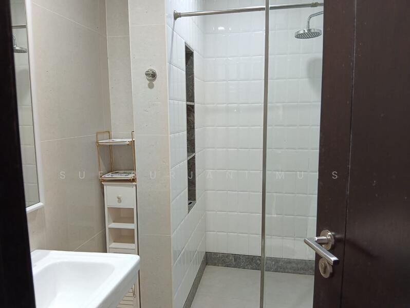 Condominium for Sale at Quayside Seafront Resort Condominiums - Sue Surjani Muis - Bathroom - PropertyGuru.com.my