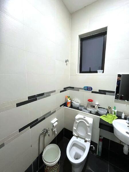 Cluster Factory for Sale in Eco Business Park 1 (Johor Bahru) - Karl Lim - Bathroom - PropertyGuru.com.my