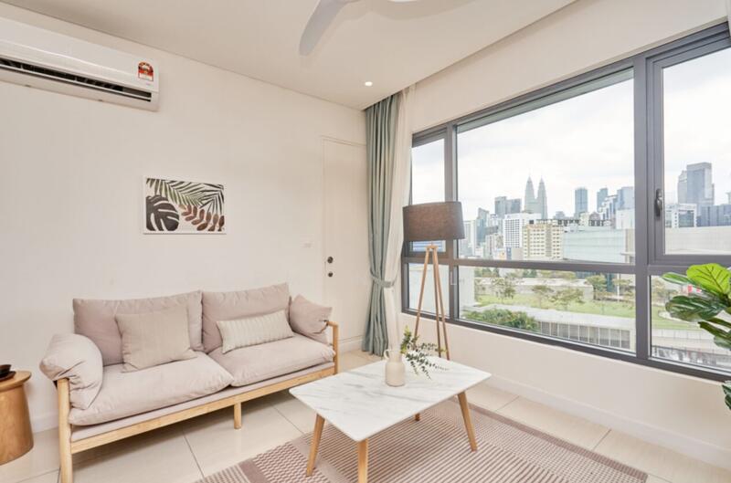 Mitsui Serviced Suites untuk Untuk Disewa - RM 3,899 /bulan, Apr 2026 - Living Room - PropertyGuru.com.my
