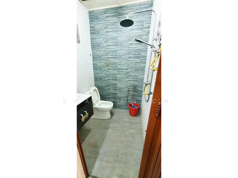 2-storey Terraced House for Sale in Batu Caves (Selangor) - Shazwan CH - Bathroom - PropertyGuru.com.my