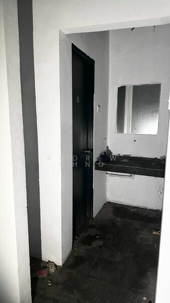 Shop for Rent in Seksyen 13 (Petaling Jaya) - Andrew Chng - Interior - PropertyGuru.com.my