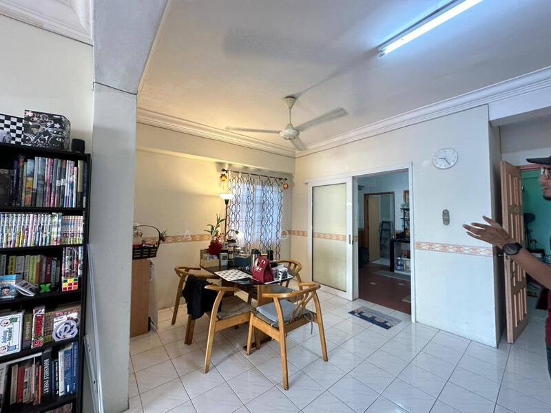 Condominium for Sale at Villa OUG - Azizol . - Living Room - PropertyGuru.com.my