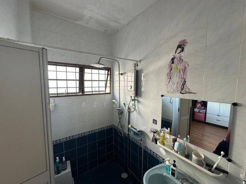 Condominium for Sale at Villa OUG - Azizol . - Bathroom - PropertyGuru.com.my