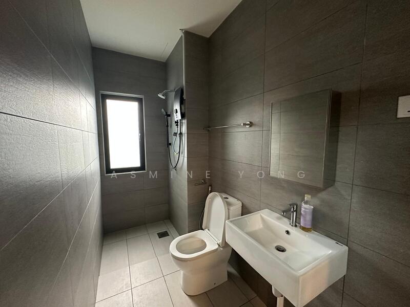 DENAI 128 (HABITUS) untuk Untuk Disewa - RM 1,250 /bulan, Mac 2026 - Bathroom - PropertyGuru.com.my