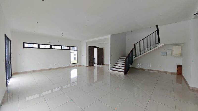 Semi-Detached House for Sale in Elmina (Shah Alam) - Faizul Zamrod - Living Room - PropertyGuru.com.my
