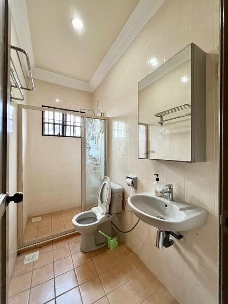 Bungalow for Sale in Bandar Baru Sri Klebang (Chemor) - CY Lee - Bathroom - PropertyGuru.com.my