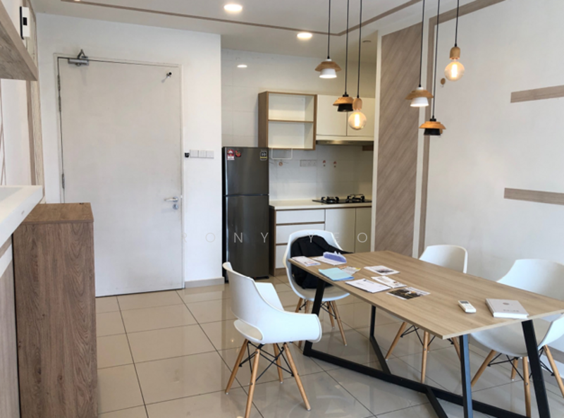 Service Residence for Rent at Kenwingston Avenue - Rony Yeo - Dining Room - PropertyGuru.com.my