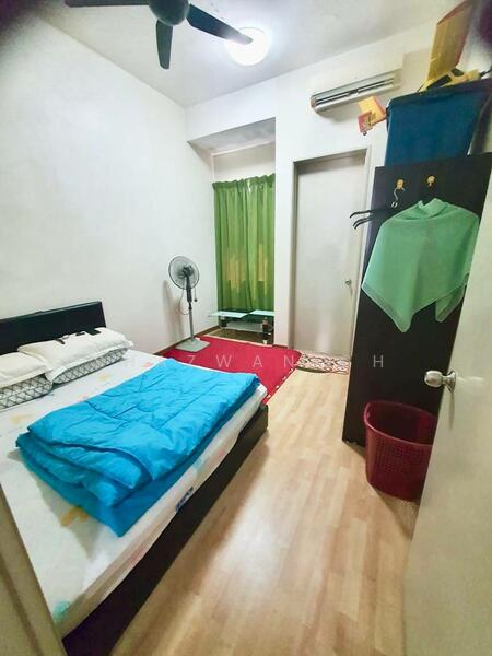 3-storey Terraced House for Sale in Rawang (Selangor) - Shazwan CH - Bedroom - PropertyGuru.com.my