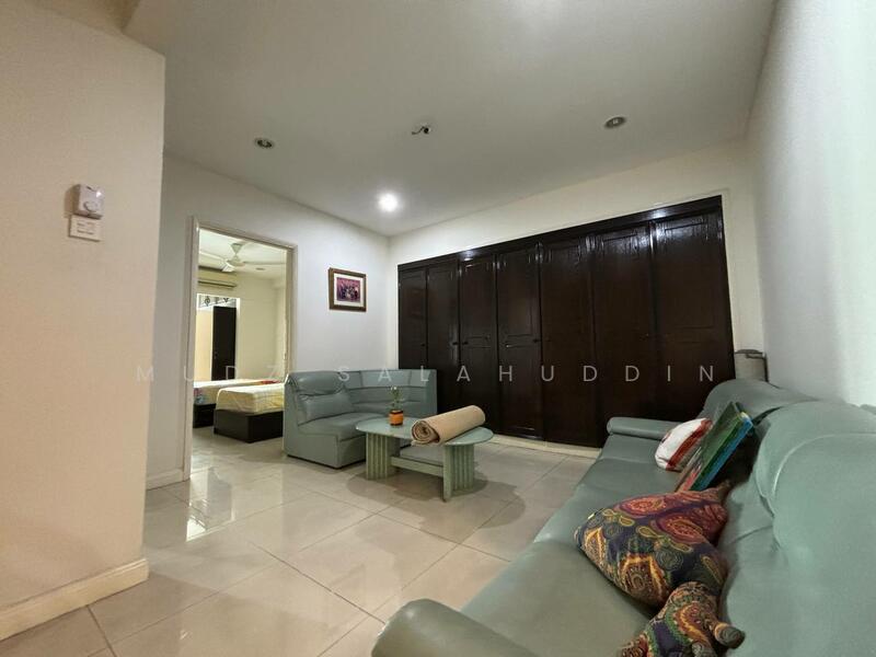 Bangsar Baru untuk Untuk Dijual - RM 2,200,000, Feb 2026 - Living Room - PropertyGuru.com.my