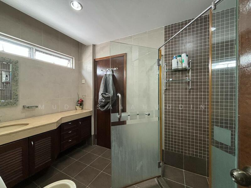 Bangsar Baru untuk Untuk Dijual - RM 2,200,000, Feb 2026 - Bathroom - PropertyGuru.com.my