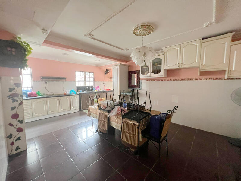 2-storey Terraced House for Sale in Saujana Puchong (Puchong) - Evan Goh - Kitchen - PropertyGuru.com.my