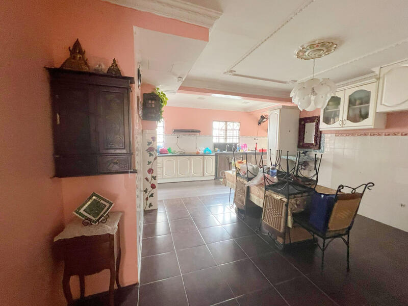 2-storey Terraced House for Sale in Saujana Puchong (Puchong) - Evan Goh - Kitchen - PropertyGuru.com.my