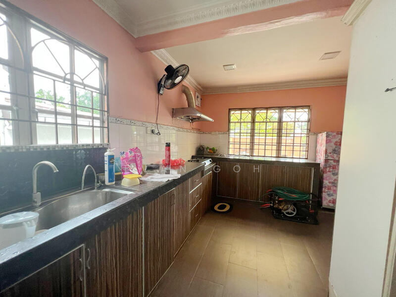 2-storey Terraced House for Sale in Saujana Puchong (Puchong) - Evan Goh - Kitchen - PropertyGuru.com.my