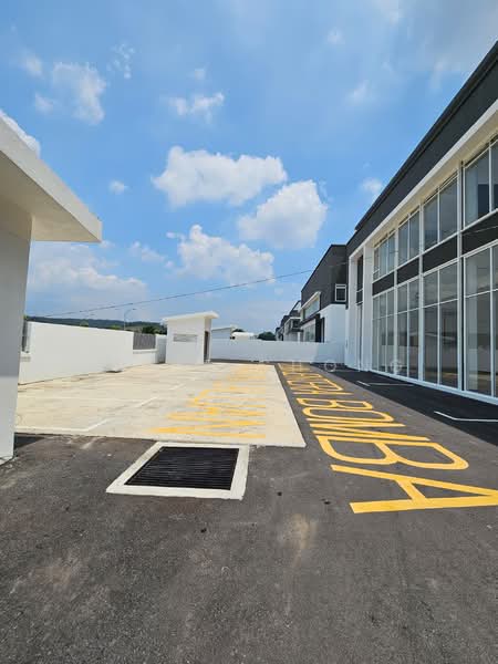Semi-D Factory for Rent in Taman Industri Alam Jaya (Puncak Alam) - Annie Chong - Exterior - PropertyGuru.com.my