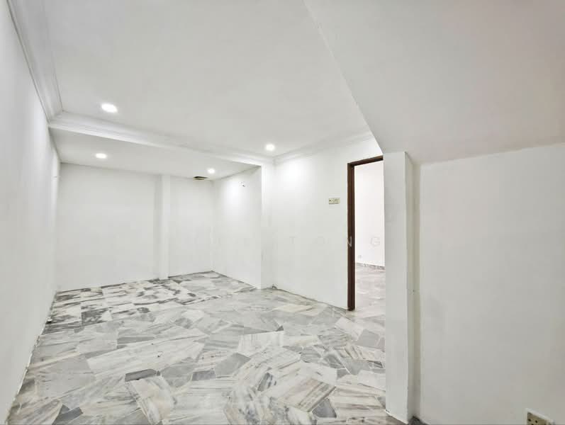 1-storey Terraced House for Sale in Taman Alam Megah (Shah Alam) - Alex Tong - Interior - PropertyGuru.com.my