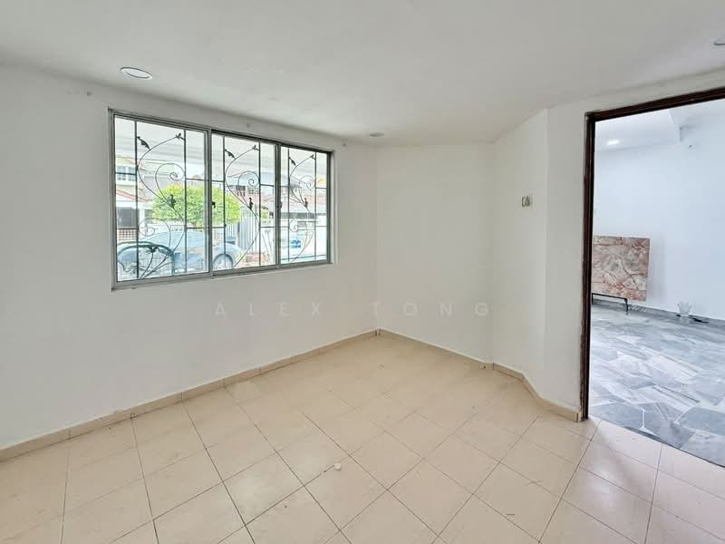 1-storey Terraced House for Sale in Taman Alam Megah (Shah Alam) - Alex Tong - Interior - PropertyGuru.com.my