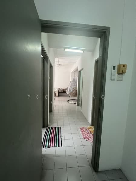 Pangsapuri untuk Dijual di Cheras Perdana Apartment Block D, E - Pooi Ching Choh - Corridor - PropertyGuru.com.my