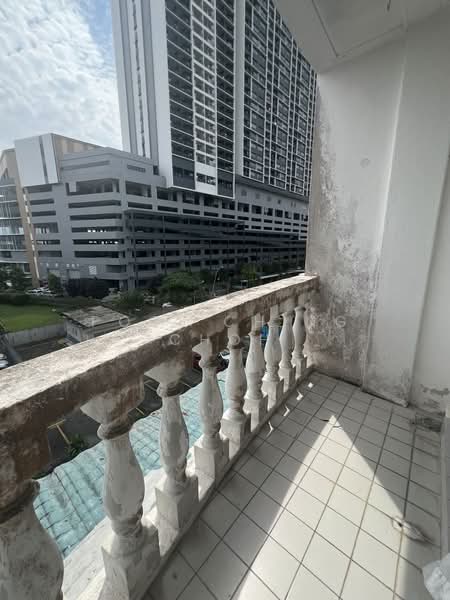 Pangsapuri untuk Dijual di Cheras Perdana Apartment Block D, E - Pooi Ching Choh - Balcony - PropertyGuru.com.my