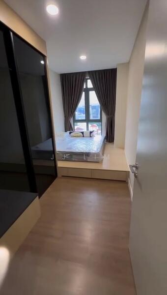 Condominium for Rent at Vivo Residential Suites - JJ Lim - Bedroom - PropertyGuru.com.my