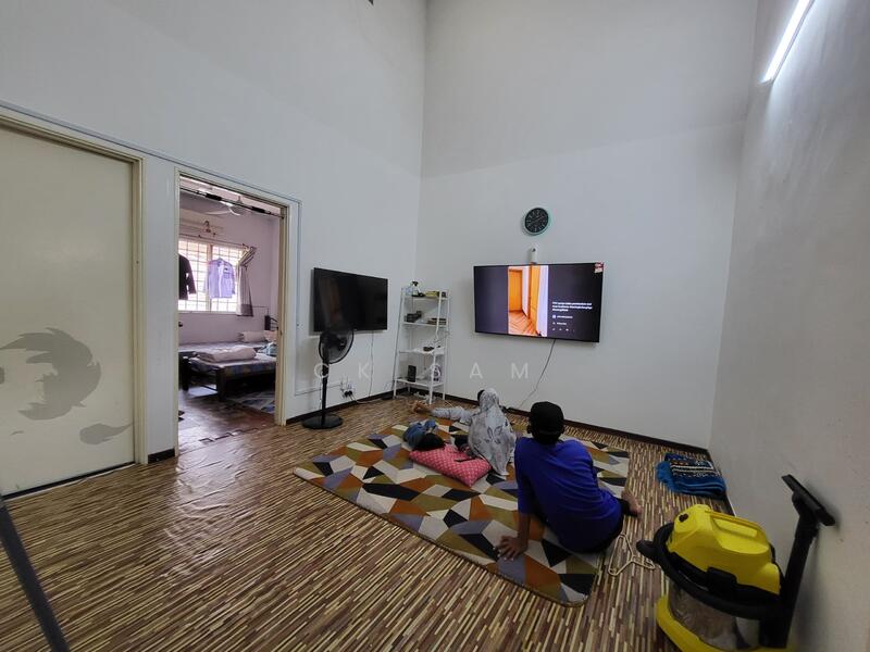 2-storey Terraced House for Sale in Bandar Country Homes (Rawang) - CK Sam - Bedroom - PropertyGuru.com.my