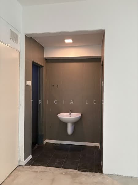 Galeria Hartamas untuk Untuk Disewa - RM 12,000 /bulan, Mac 2026 - Toilet Corridor - PropertyGuru.com.my