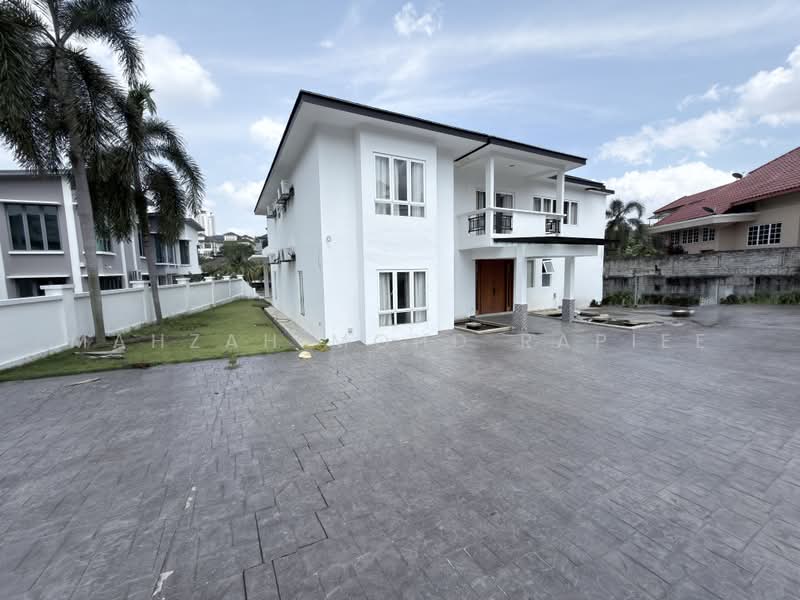 Bungalow for Sale in Country Heights (Kajang) - Mahzah Mohd Rapiee - PropertyGuru.com.my