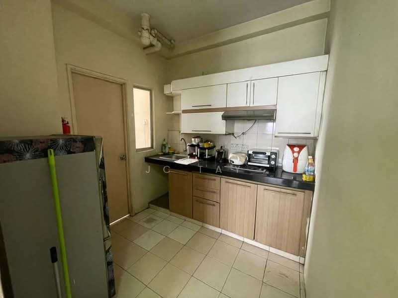 Service Residence for Sale at Casa Subang - JC Tay - Kitchen - PropertyGuru.com.my