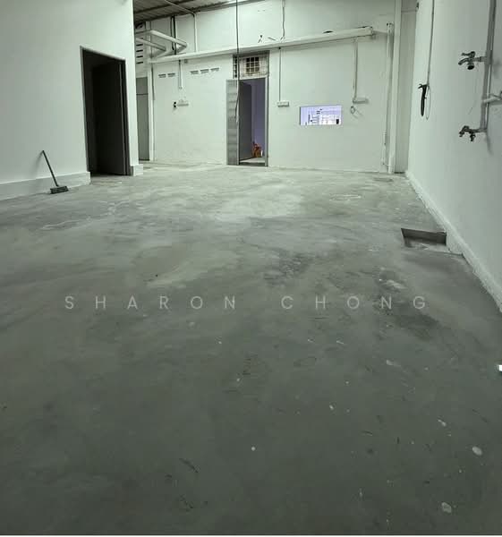 Shop for Rent in Taman Molek (Johor Bahru) - Sharon Chong - Interior - PropertyGuru.com.my