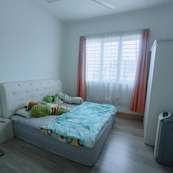 Kondominium untuk Disewa di Scenaria @ North Kiara Hills - JJ Lim - Bedroom - PropertyGuru.com.my